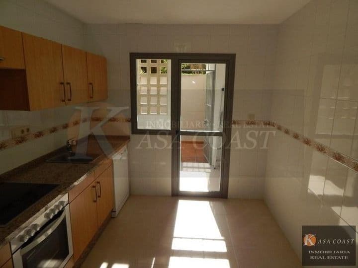 3 bedrooms apartment for rent in Zona Sohail, Spain - Image 11