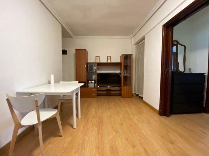 3 bedrooms apartment for rent in Santander, Spain - Image 4