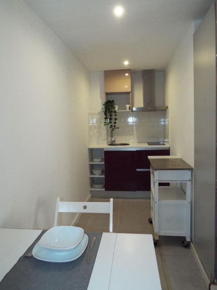 1 bedroom apartment for rent in La Barceloneta, Spain - Image 6