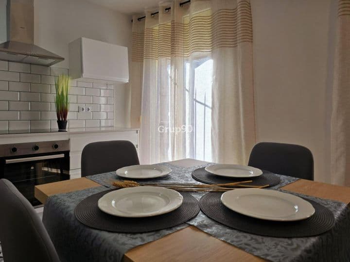 3 bedrooms apartment for rent in Lleida, Spain - Image 5