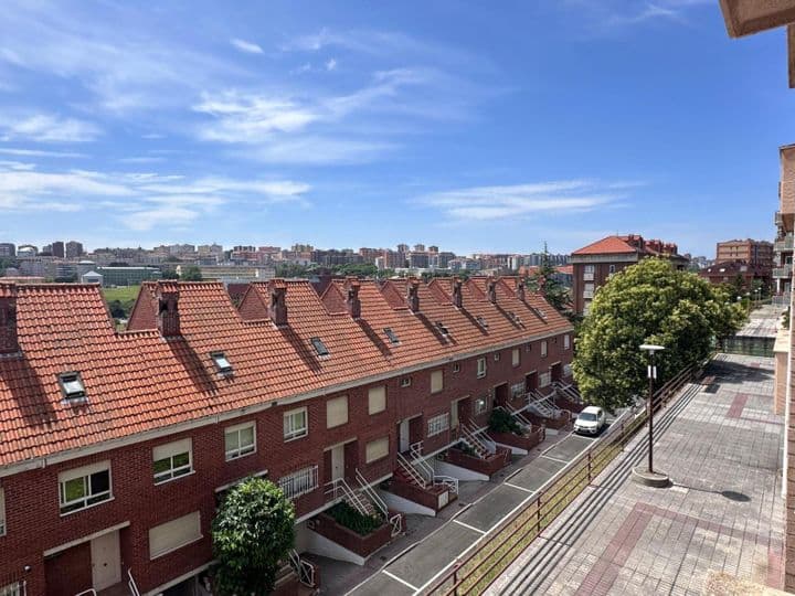 2 bedrooms apartment for sale in Santander, Spain - Image 10