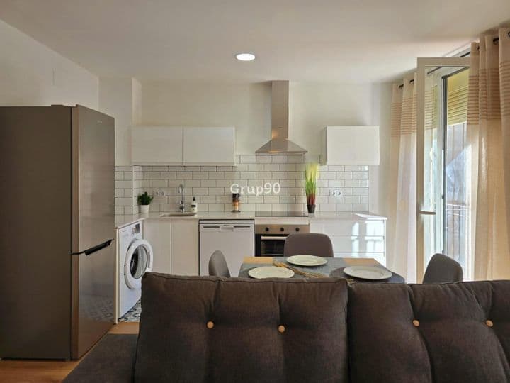 3 bedrooms apartment for rent in Lleida, Spain - Image 6