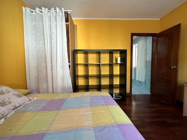 3 bedrooms apartment for rent in Santander, Spain - Image 8