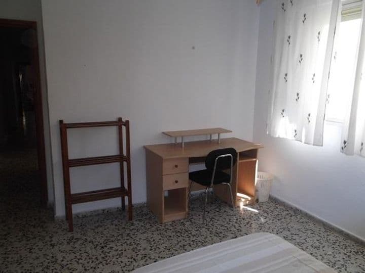 4 bedrooms apartment for rent in Beiro, Spain - Image 8