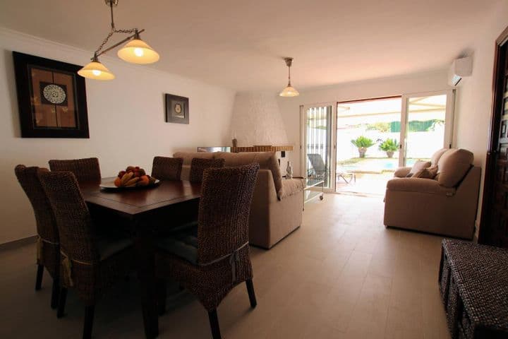 3 bedrooms house for rent in Churriana, Spain - Image 9