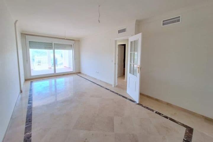 2 bedrooms apartment for sale in La Duquesa, Spain - Image 2