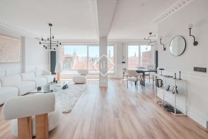 3 bedrooms apartment for sale in Madrid, Spain - Image 2