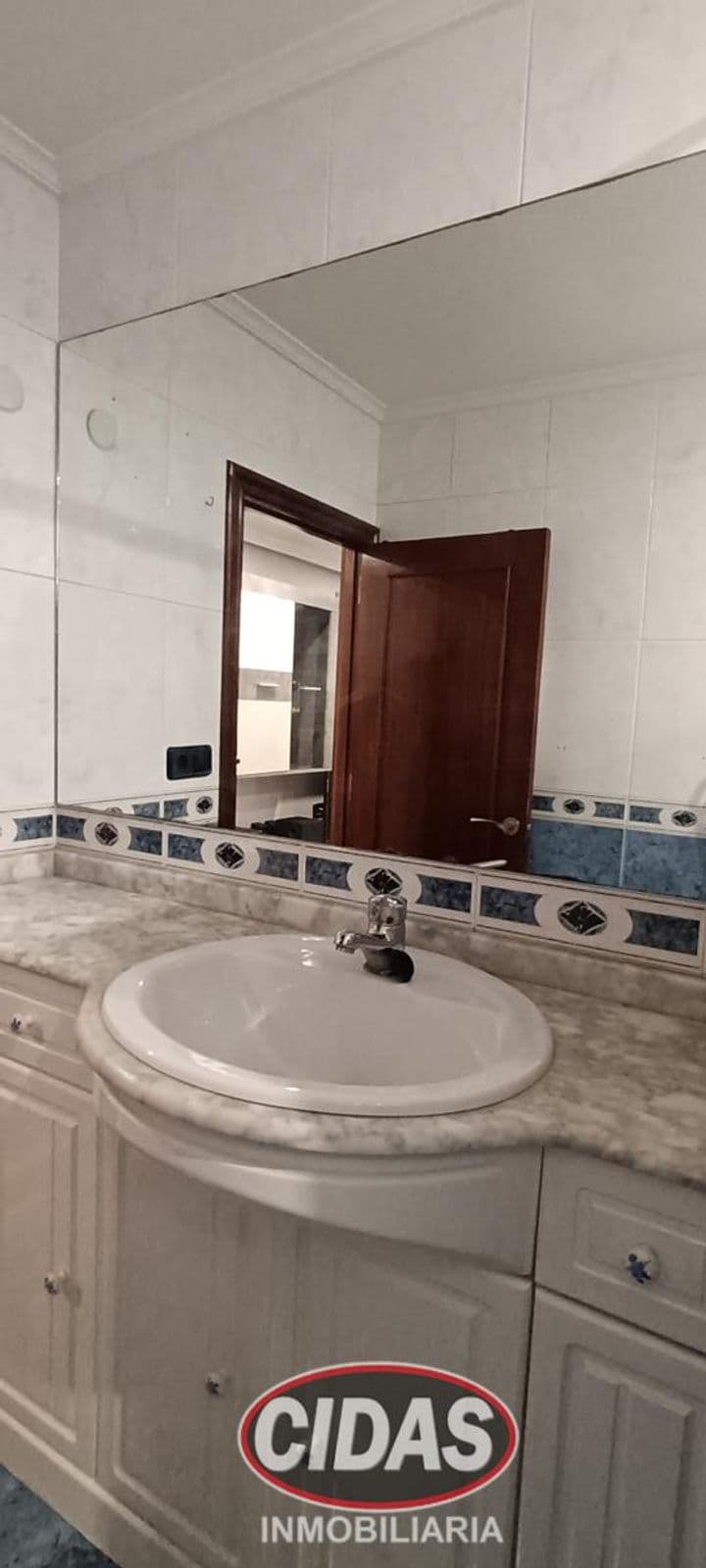 2 bedrooms apartment for sale in Oviedo, Spain - Image 12