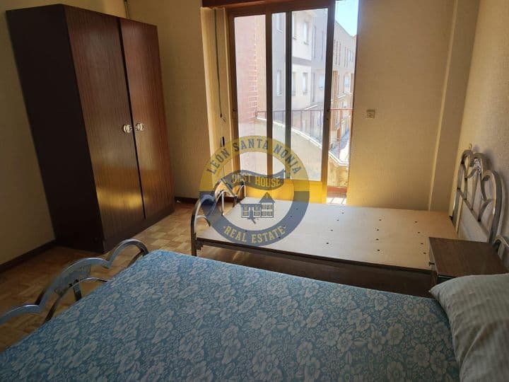 4 bedrooms apartment for sale in Leon, Spain - Image 12