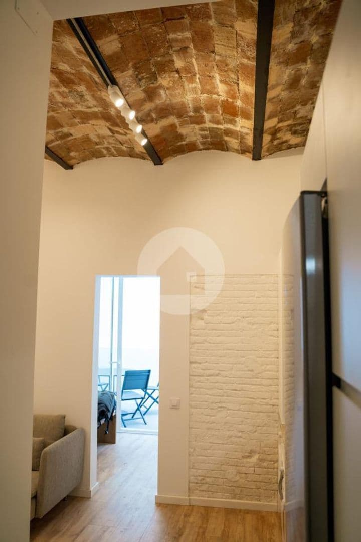 1 bedroom apartment for rent in Sants-Montjuic, Spain - Image 9