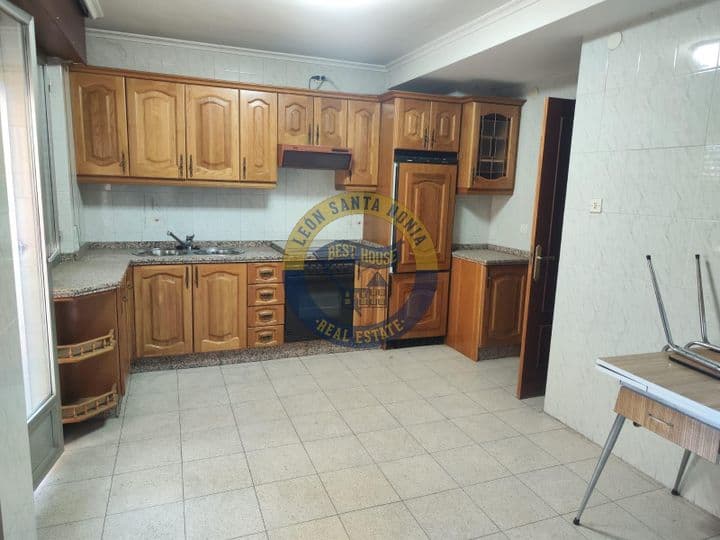 4 bedrooms apartment for sale in Leon, Spain - Image 7