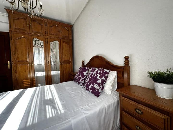 2 bedrooms apartment for sale in Santander, Spain - Image 3