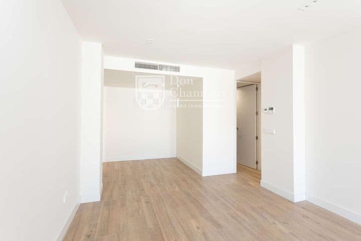 2 bedrooms apartment for rent in Chamberi, Spain - Image 9