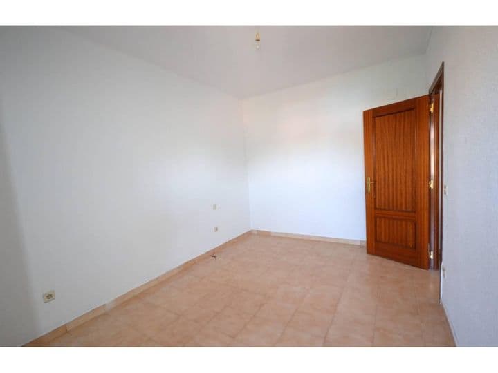 3 bedrooms apartment for rent in Palencia, Spain - Image 12