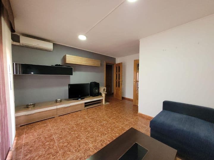 3 bedrooms apartment for sale in Bajo Llobregat, Spain - Image 2