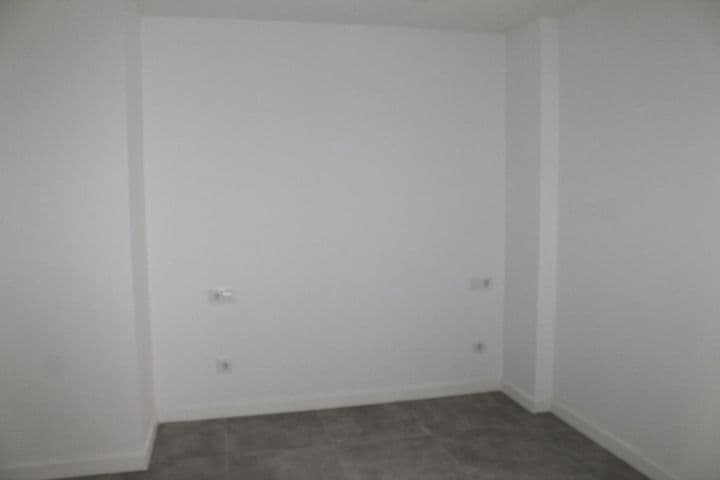 2 bedrooms apartment for rent in Las Palmas de Gran Canaria, Spain - Image 9