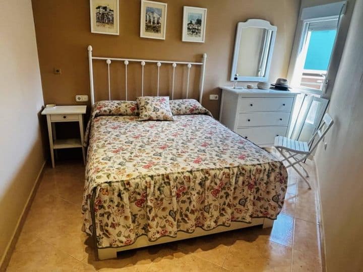 2 bedrooms apartment for rent in Velilla - Velilla Taramay, Spain - Image 4