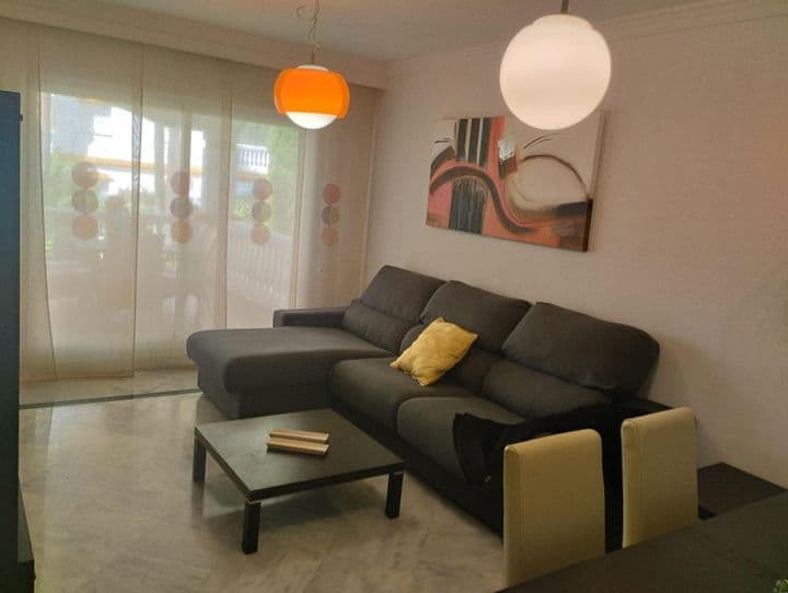 2 bedrooms apartment for rent in Nueva Andalucia, Spain - Image 8