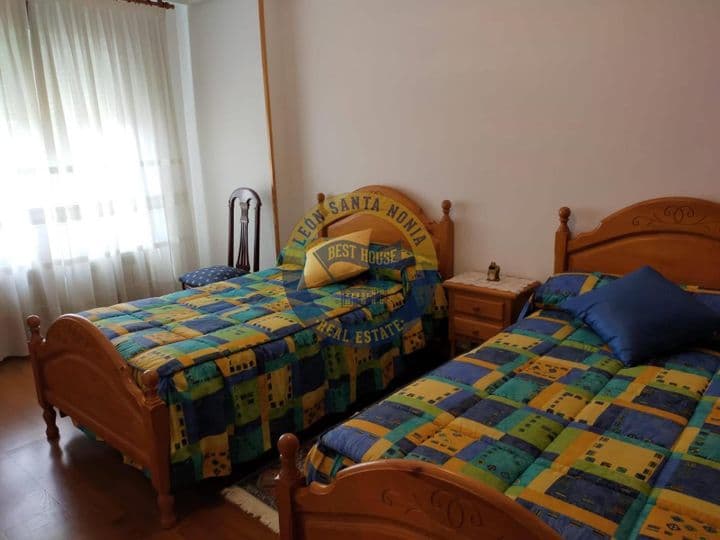 2 bedrooms apartment for sale in Leon, Spain - Image 10