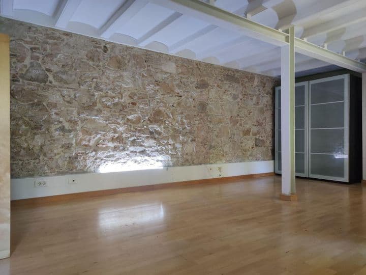 1 bedroom apartment for sale in Ciutat Vella, Spain - Image 11