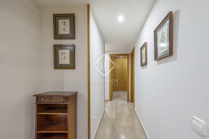 4 bedrooms apartment for rent in Valencia, Spain - Image 10