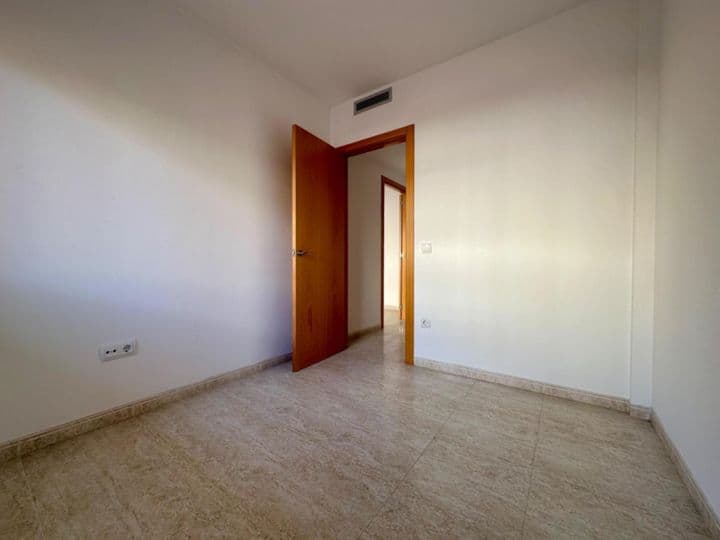 2 bedrooms apartment for rent in Bajo Ebro, Spain - Image 5