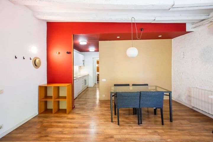 2 bedrooms apartment for rent in Ciutat Vella, Spain - Image 7