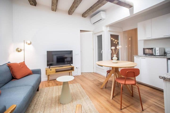 2 bedrooms apartment for rent in Gotic, Spain - Image 6