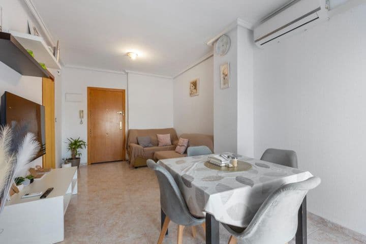 2 bedrooms apartment for sale in Playa de los Locos, Spain - Image 3