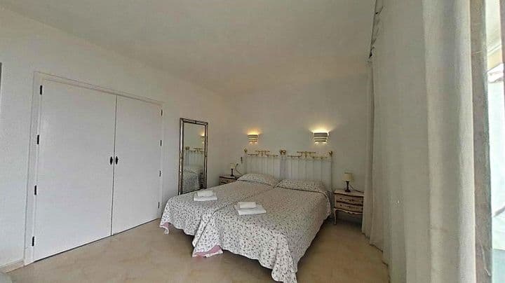 2 bedrooms apartment for sale in El Bajondillo, Spain - Image 12