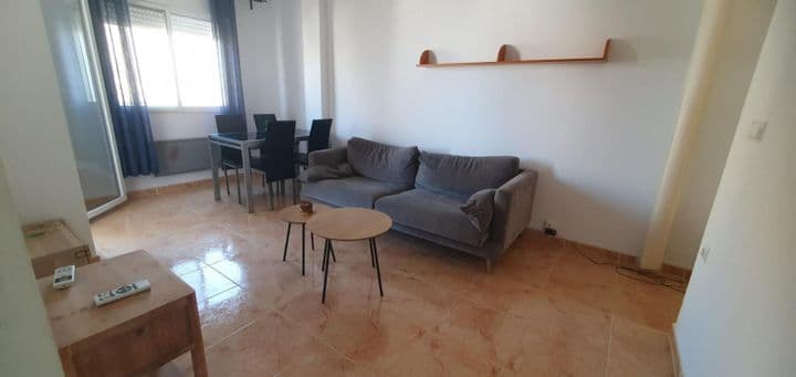 2 bedrooms apartment for rent in Centro, Spain - Image 2