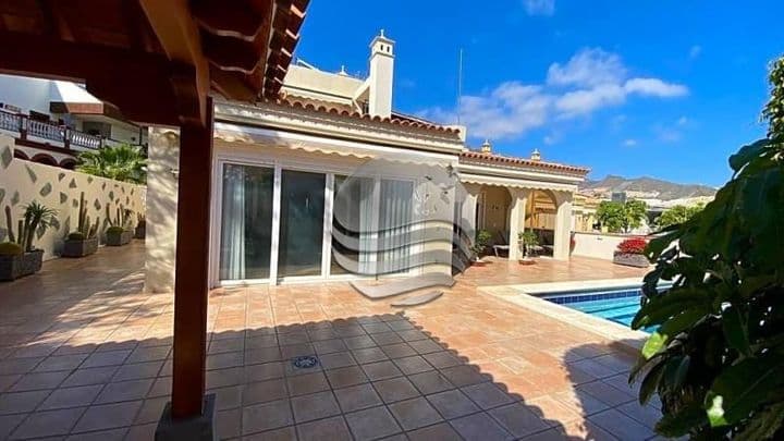 4 bedrooms house for sale in Playa del Duque, Spain - Image 5