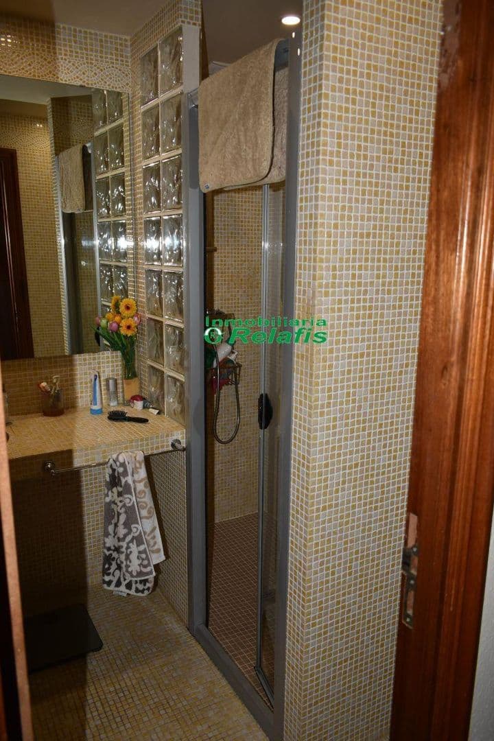 4 bedrooms apartment for sale in Salamanca, Spain - Image 3