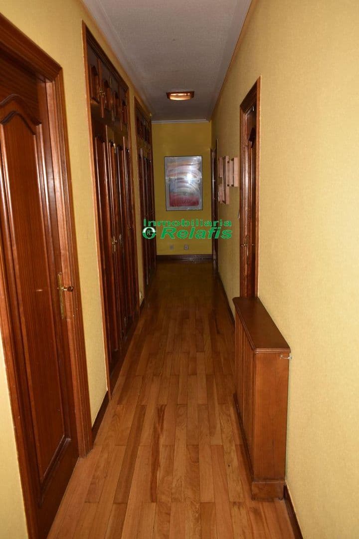 4 bedrooms apartment for sale in Salamanca, Spain - Image 2