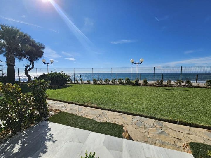 1 bedroom apartment for sale in Sitio de Calahonda, Spain - Image 3