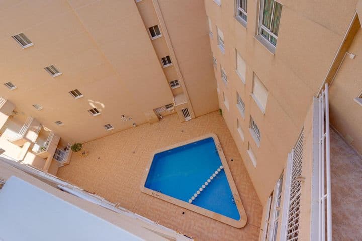 2 bedrooms apartment for sale in Nueva Torrevieja, Spain - Image 4