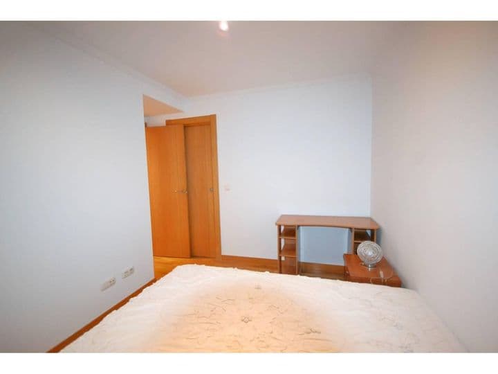 2 bedrooms apartment for rent in Palencia, Spain - Image 9