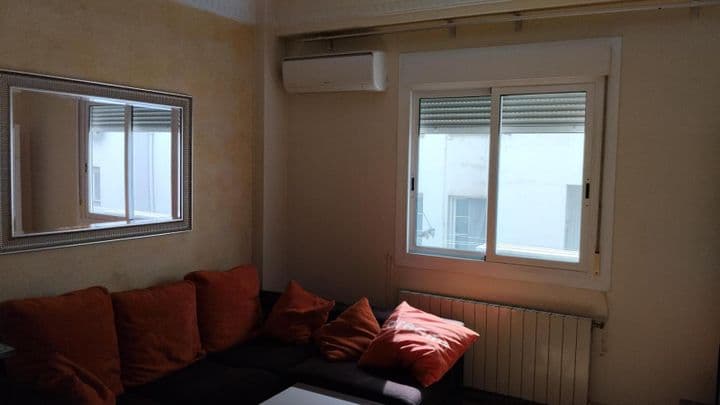 3 bedrooms apartment for rent in Universidad, Spain - Image 11