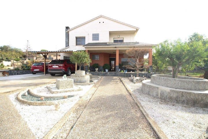 4 bedrooms house for sale in Valles Oriental, Spain