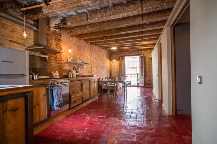 1 bedroom apartment for rent in El Raval, Spain - Image 8