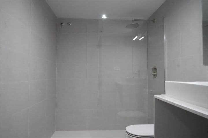 1 bedroom apartment for sale in Barcelona, Spain - Image 6