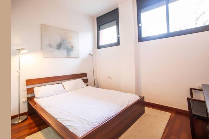 1 bedroom apartment for rent in Poblenou, Spain - Image 9