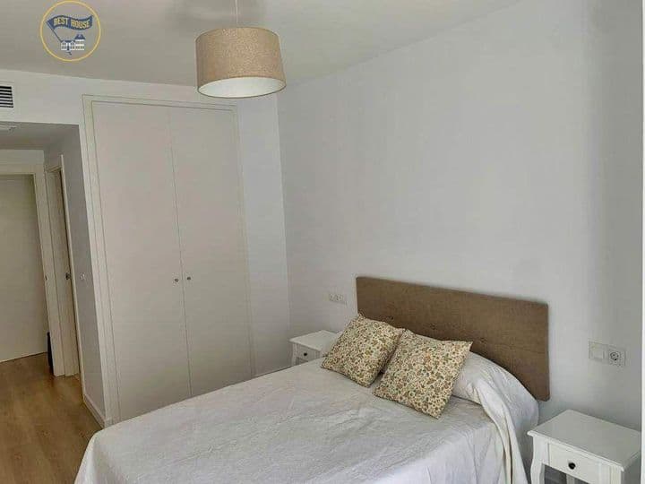 3 bedrooms apartment for rent in Alicante, Spain - Image 8