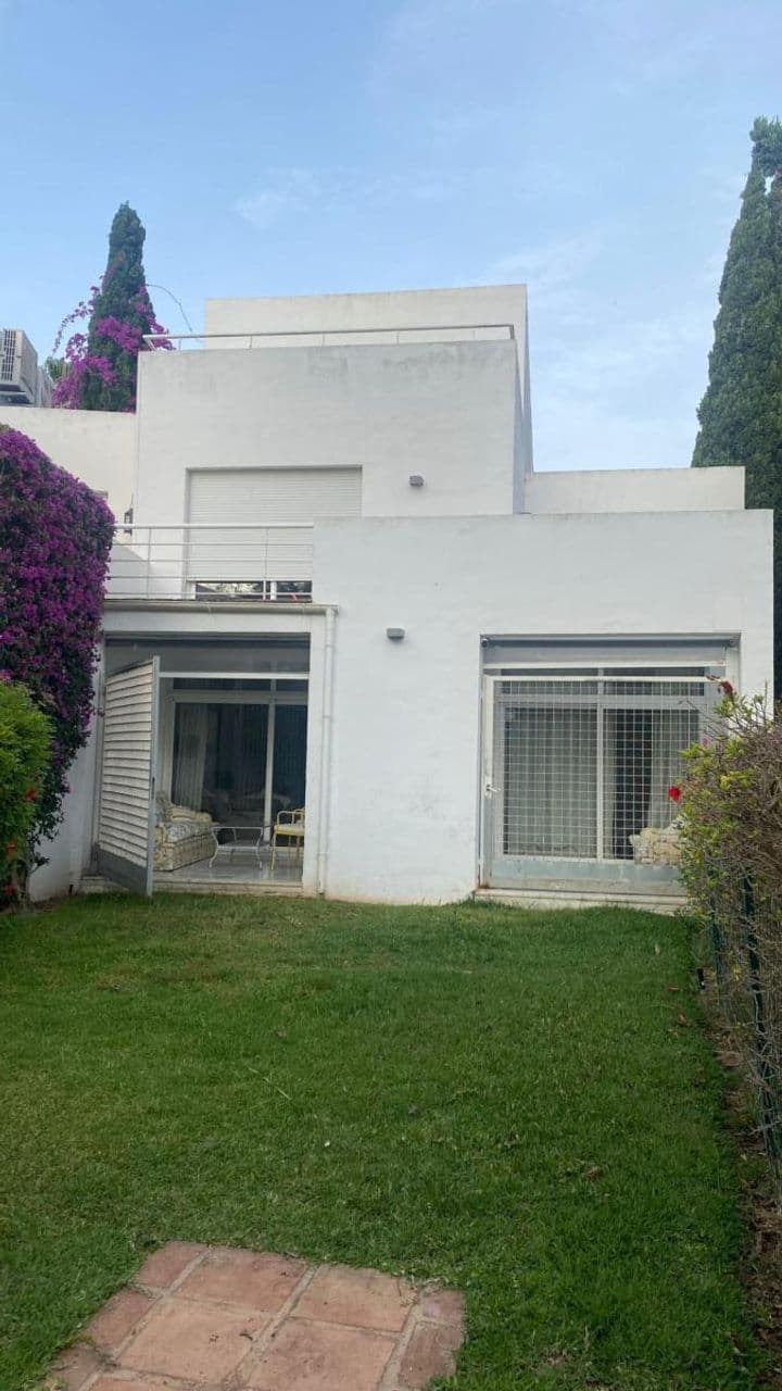 3 bedrooms house for rent in Marbella, Spain - Image 2