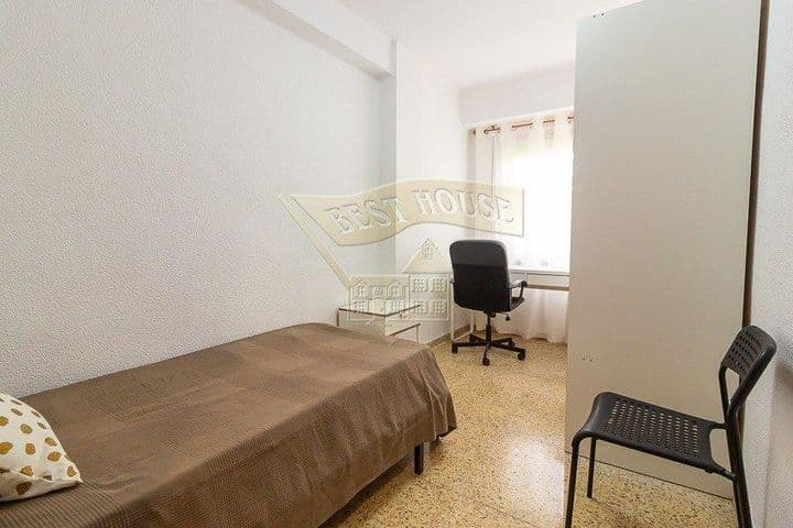 3 bedrooms apartment for rent in Valencia, Spain - Image 8