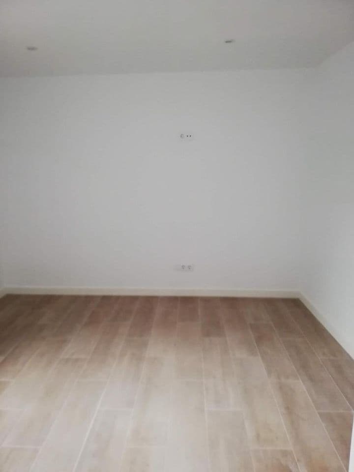 2 bedrooms apartment for rent in Centre, Spain - Image 10