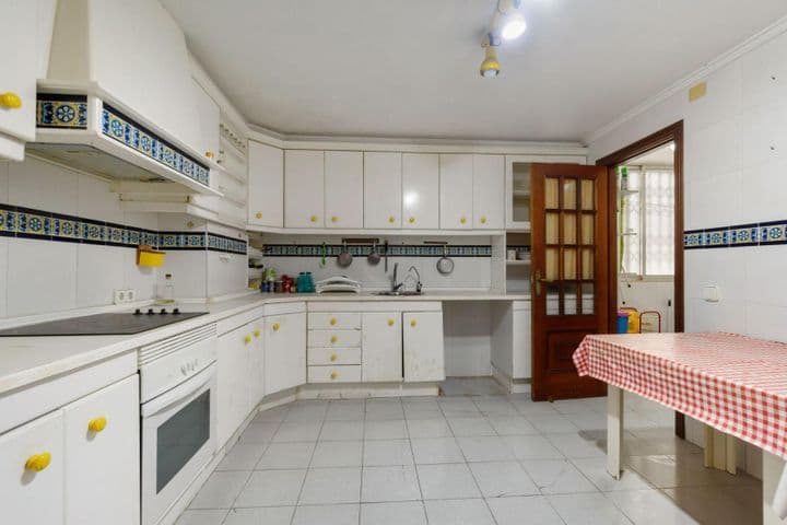 4 bedrooms apartment for sale in Centro, Spain - Image 8