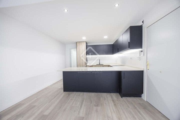 4 bedrooms apartment for rent in Valencia, Spain - Image 5