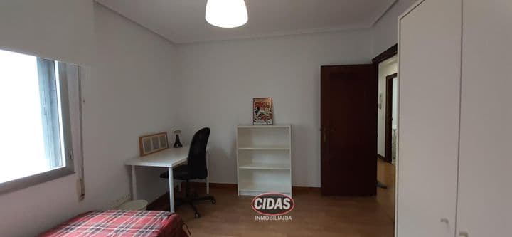 3 bedrooms apartment for rent in Oviedo, Spain - Image 9