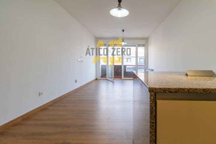 1 bedroom apartment for rent in Vigo, Spain - Image 11